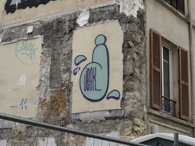 photo graffiti Paris 20eme arrondissement